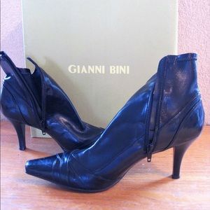 Black ankle boots, size 9.5